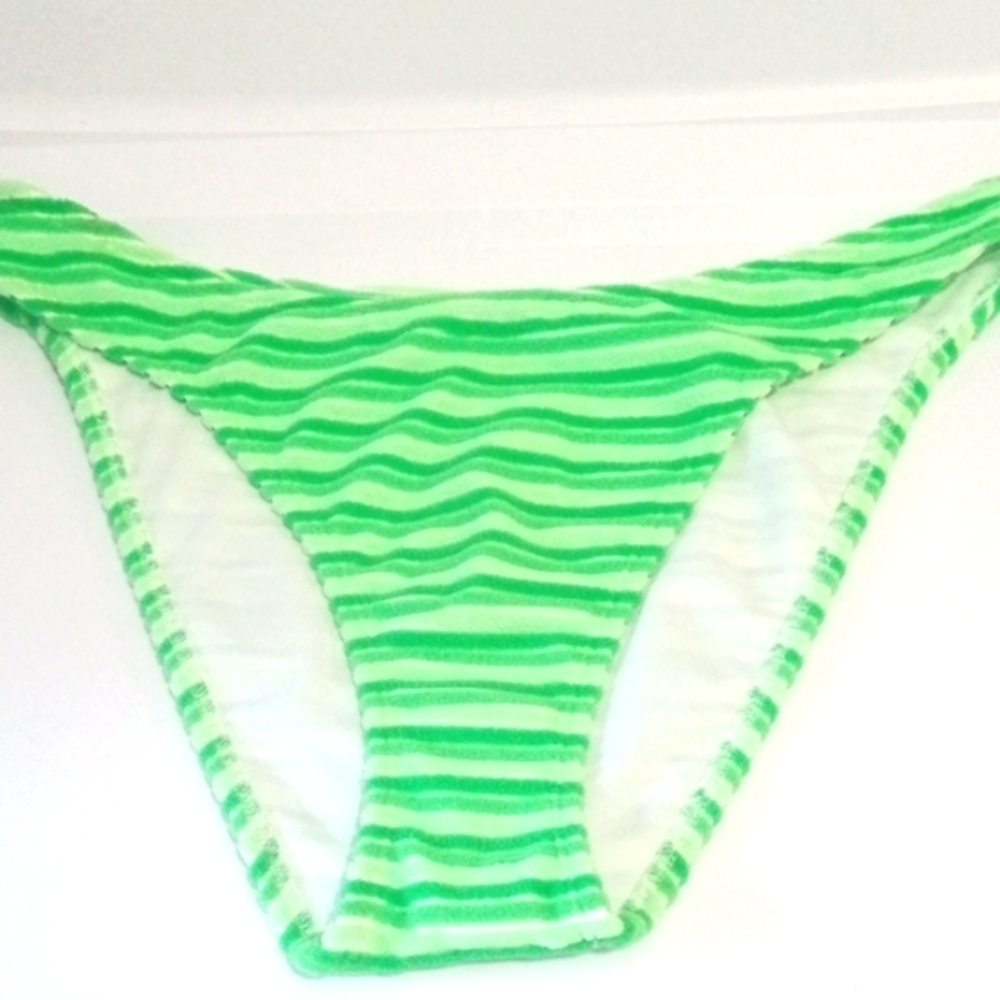NO BOUNDARIES MINT AND LIME GREEN STRIPED BIKINI BOTTOM SIZE LARGE 12/14 NWT
